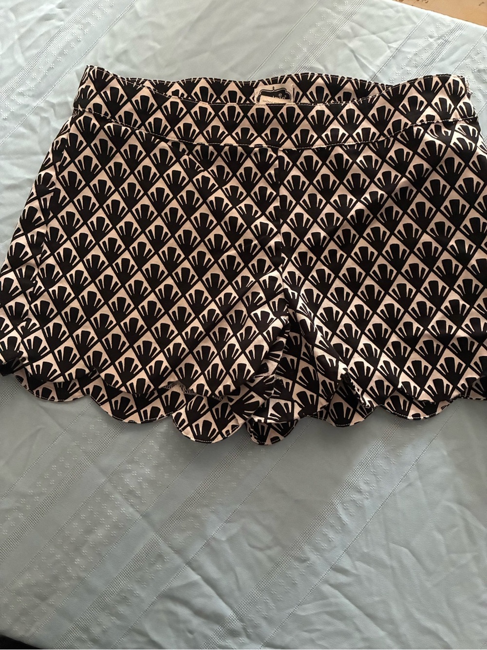 Mud Pie Women’s Small Scalloped Pull On  Shorts
